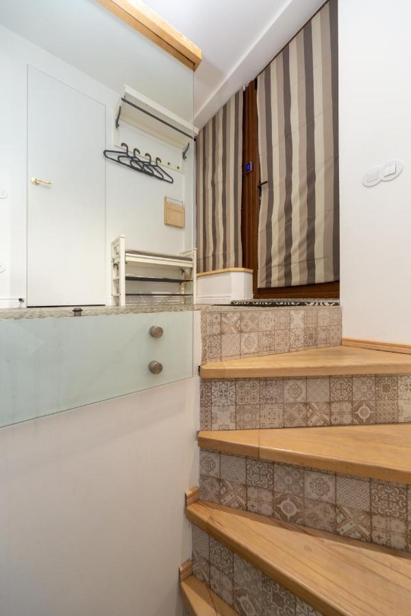 Apartment лофт із терасою Self Check-in 247